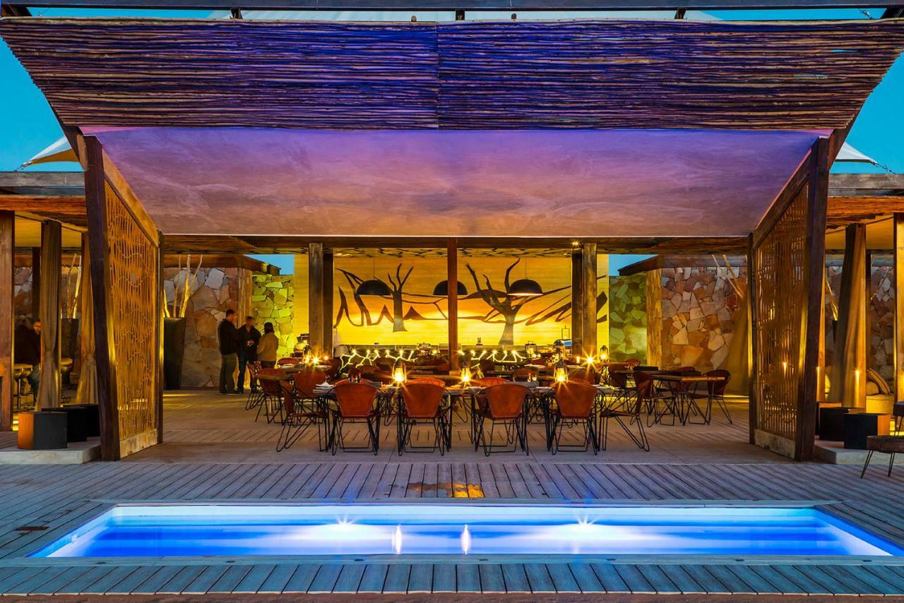 Dead Valley Lodge เซสเรียม ภายนอก รูปภาพ